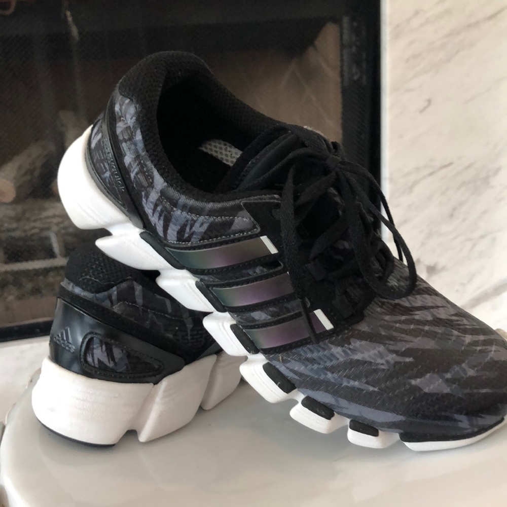 Adidas - men's Adipure crazy quick running shoe